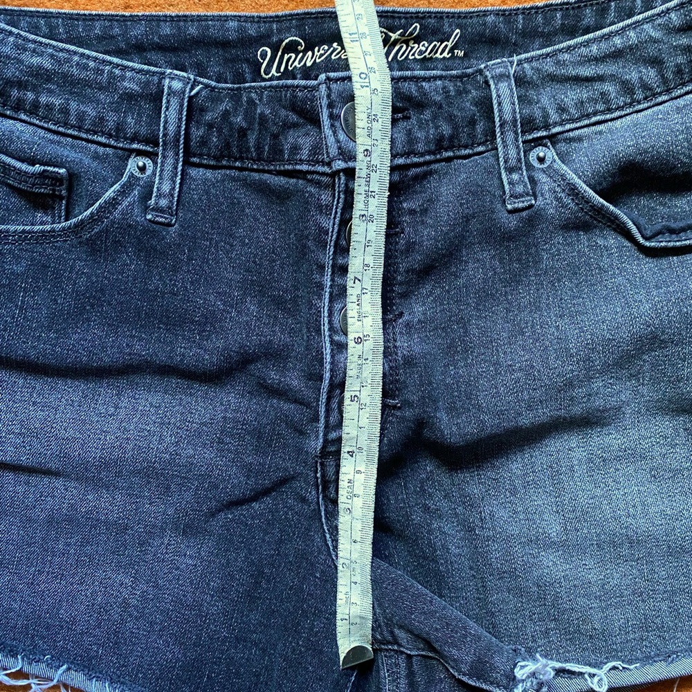 Distressed High Rise Denim Shorts - Picture 5 of 9